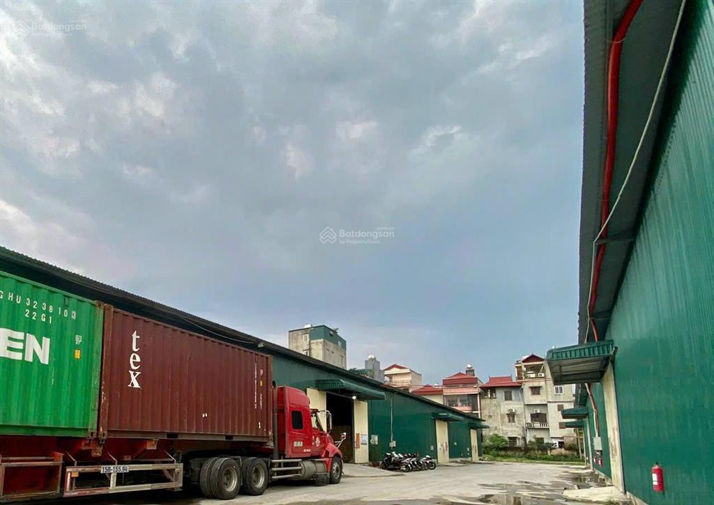 Cho thuê kho 400m2 ngay tân xuân, bắc từ liêm, cách đường phạm văn đồng 1km.  0941 165 ***