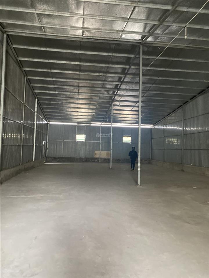 Cho thuê kho xưởng tại phú thị  gia lâm, diện tích linh hoạt 200m2