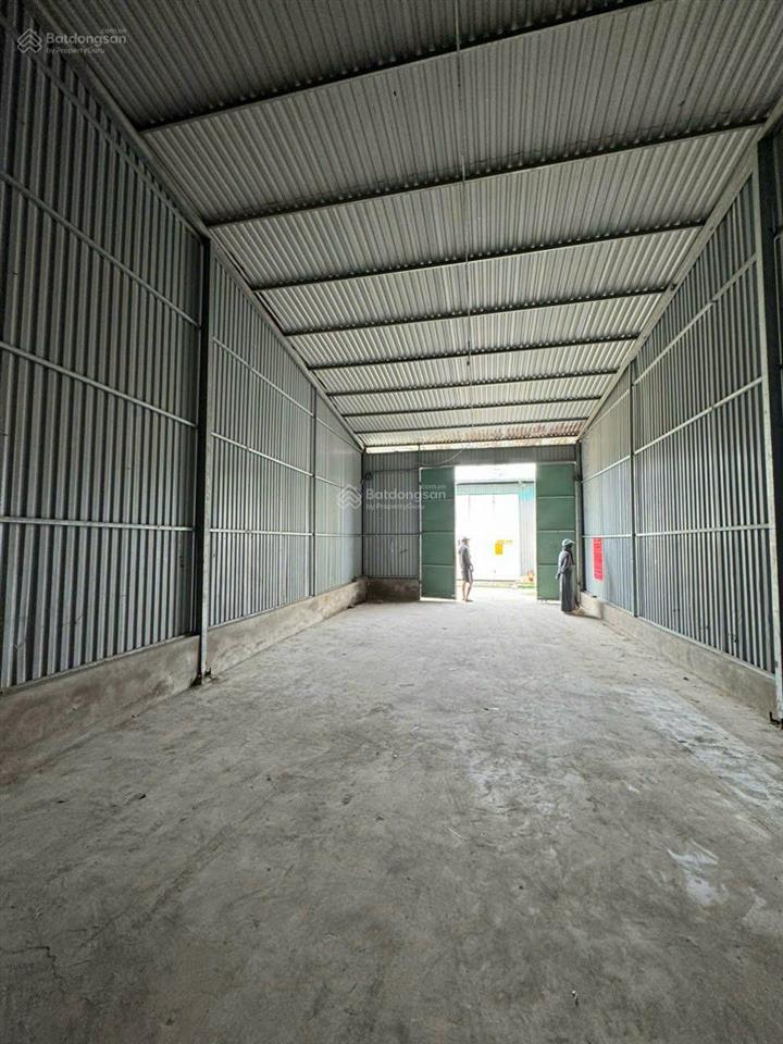 Cho thuê kho 400m2 tân triều  thanh trì, xe cont đỗ cửa.  0941 165 ***