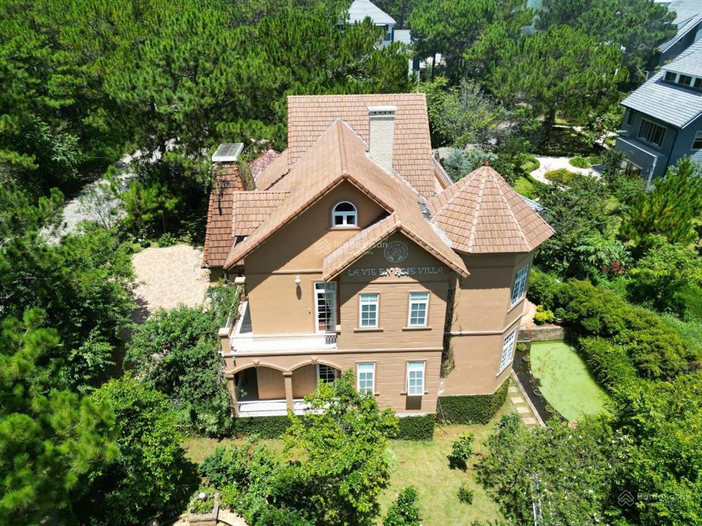 Biệt thự hồ tuyền lâm, tp đà lạt