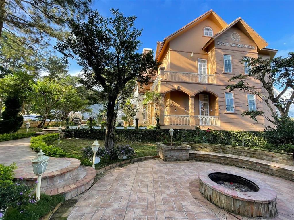 Biệt thự hồ tuyền lâm, tp đà lạt