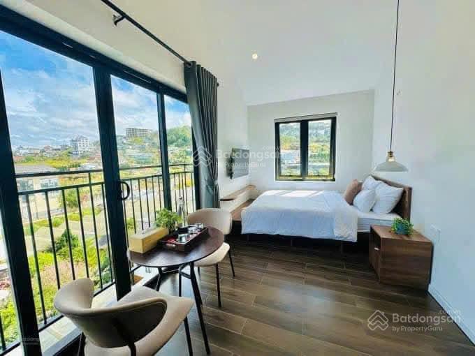Bán khách sạn 33 phòng  view đồi thông  ngay khu nhiều khách sạn