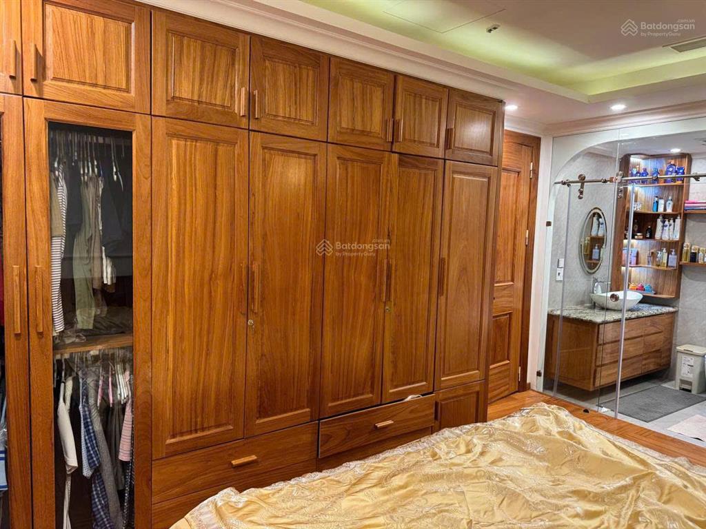 Bán căn hộ g3  khu đô thị ciputra hà nội 123m2 đủ nội thất gỗ sang trọng