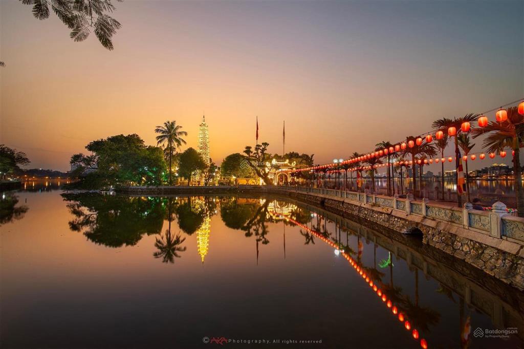 Bán nhà mặt phố tô ngọc vân  tây hồ  vị trí đẳng cấp  view hồ tây