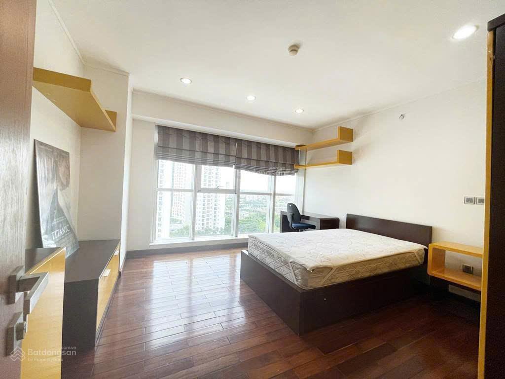Bán căn hộ tòa l ciputra hà nội 267m², 4pn, view sân golf siêu đẹp, sổ đỏ chính chủ
