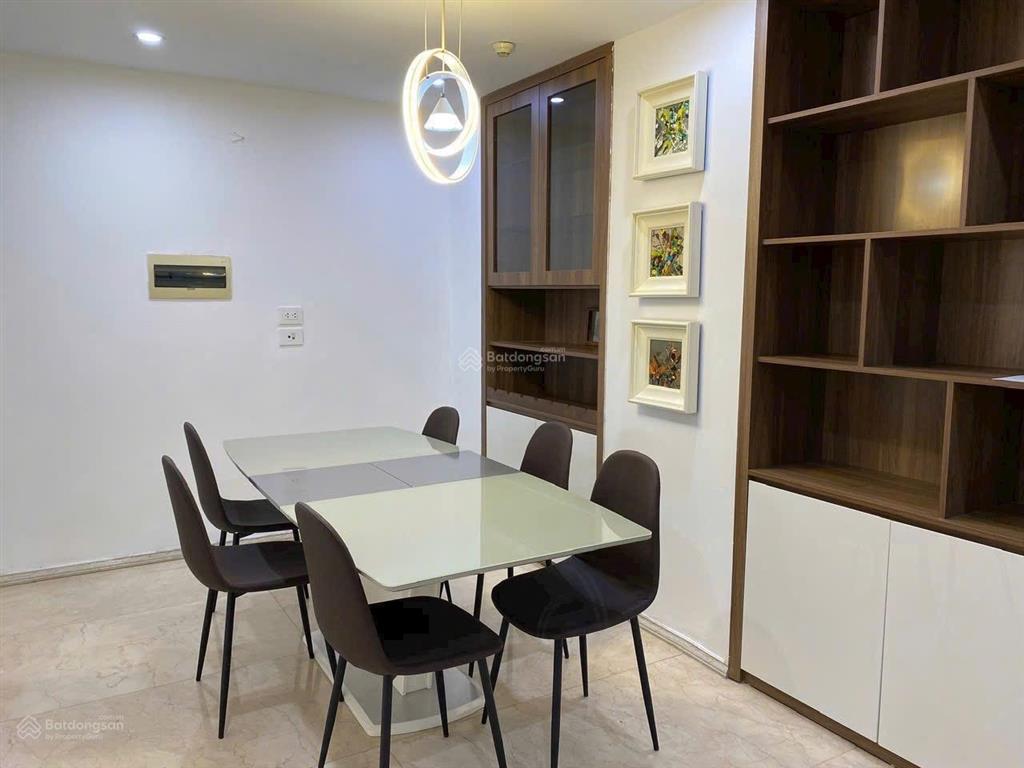 Bán căn hộ chung cư tòa p ciputra tầng trung, sổ đỏ chính chủ