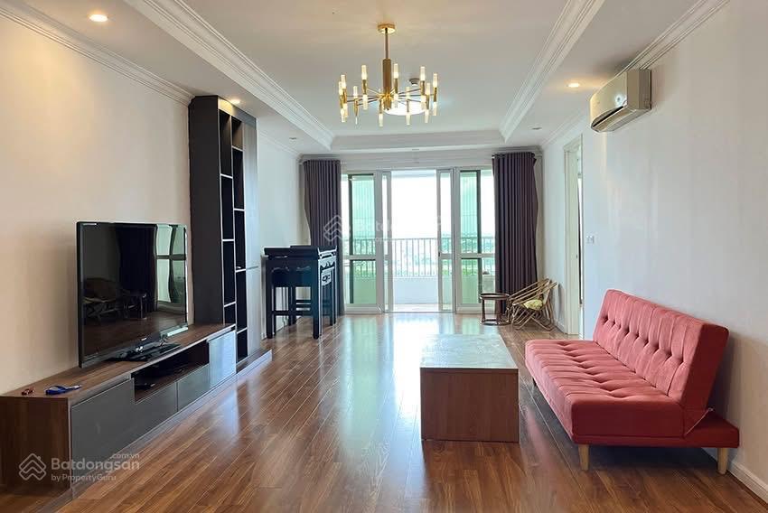 Bán căn hộ chung cư tòa p ciputra tầng trung, sổ đỏ chính chủ