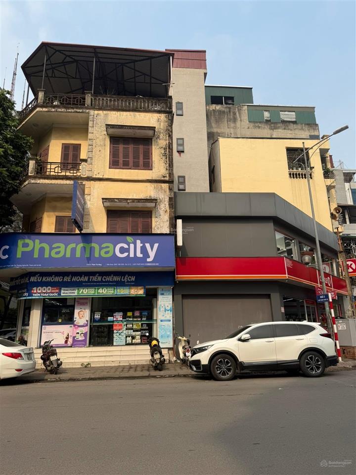 Bán gấp nhà 3 tầng mặt phố phạm tuấn tài cầu giấy. lô góc 3 mặt tiềnvỉa hè 3 bên. không quy hoạch