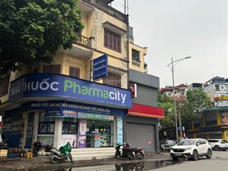 Bán gấp nhà 3 tầng mặt phố phạm tuấn tài cầu giấy. lô góc 3 mặt tiềnvỉa hè 3 bên. không quy hoạch