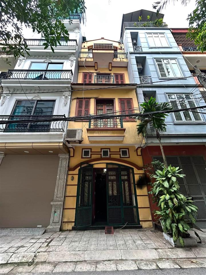 Bán nhà 4 tầng khu phân lô 61 phố lạc trung  hai bà trưng. 40m2  mt 4m