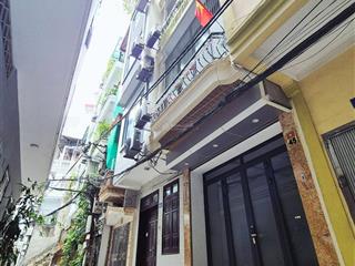 Hiếm có. 11,6 tỷ sở hữu nhà 5 tầng phân lô đường láng. mặt ngõ ô tô, gần phố. nhà mới, về ở ngay.
