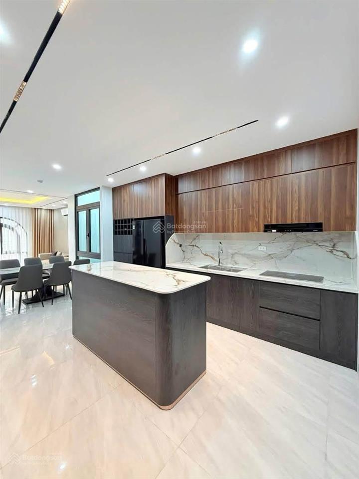 Đáng chú ý. bán nhà mới 8 tầng thang máy, ngõ thông ôtô phố trần duy hưng. 65m2mt4,2m. sổ vuông