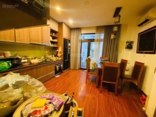 Nhà 6 tầng mặt phố quận hoàn kiếm. giá chỉ 700 triệu/ 1m2. kinh doanh tốt, giá trị khai thác cao