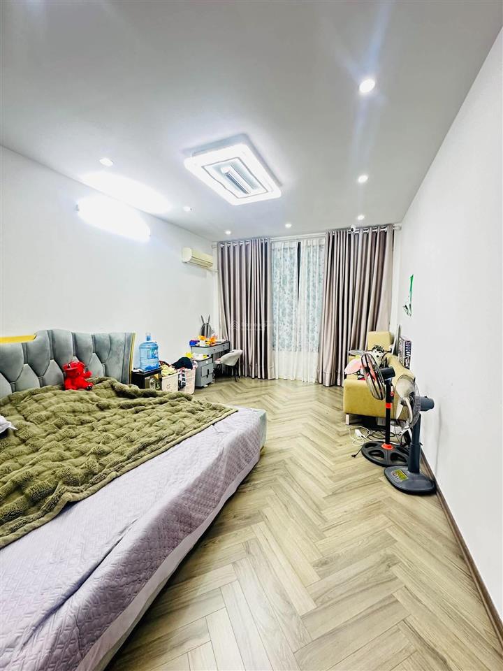 Chào bán nhà 4 tầng siêu đẹp hoàng mai. mặt ngõ thông rộng, nhìn thẳng ra phố. sổ vuông, không qh.