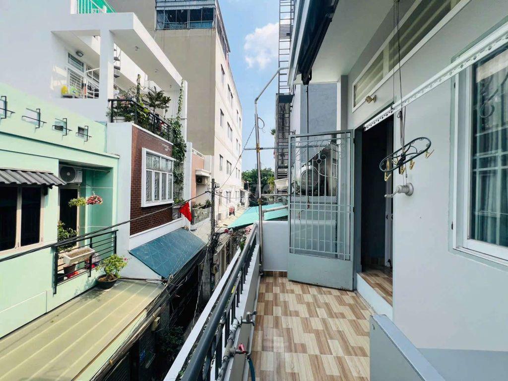 CHO THUÊ NHÀ 4 X 10M TRỆT 2LAU 2PN SẴN MÁY LẠNH 