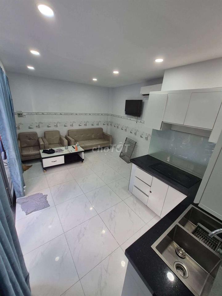 CHO THỦE NHÀ 7 X 5M TRỆT 2 LẦU, ST ,2PN ,3VC SẴN NỘI THẤT ĐƯỜNG T8