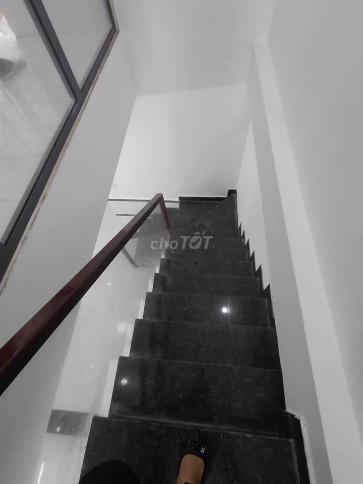 CHO THUÊ NHÀ 4, X 16M TRỆT LẦU 3PN ,SẴN MÁY LẠNH P.TÂY THẠNH 