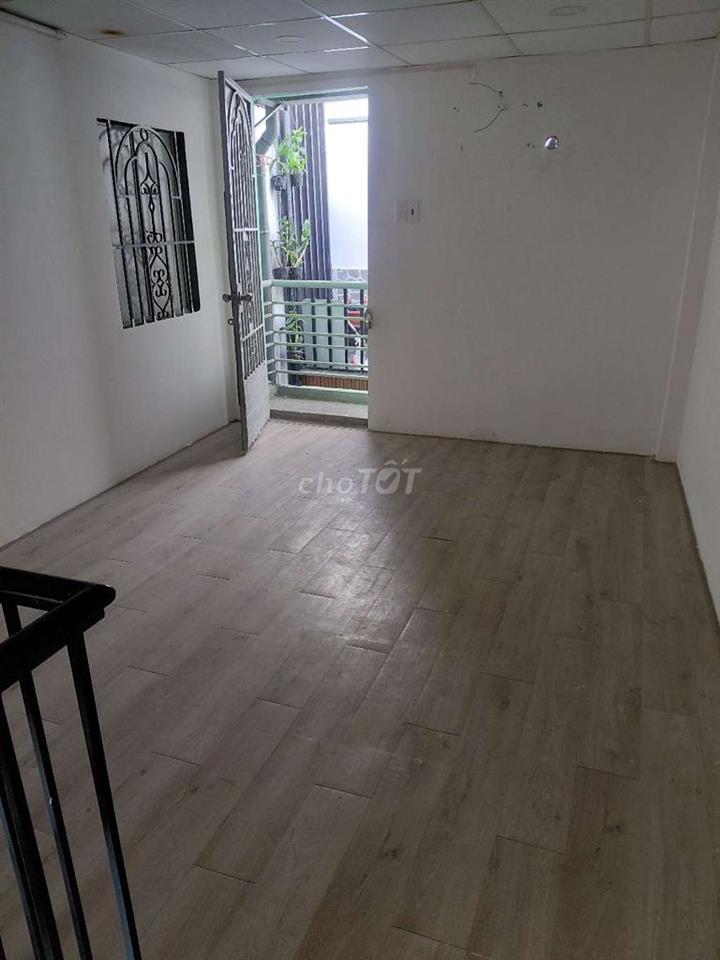CHO THUÊ NHÀ NHỎ 3 X 5M TRỆT LẦU 1PN SÁT TÂY THẠNH GẦN TRƯỜNG LÊ LAI