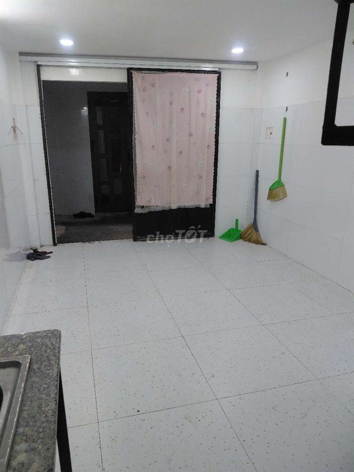 CHO THUÊ NHÀ NHỎ 3 X 5M TRỆT LẦU 1PN SÁT TÂY THẠNH GẦN TRƯỜNG LÊ LAI