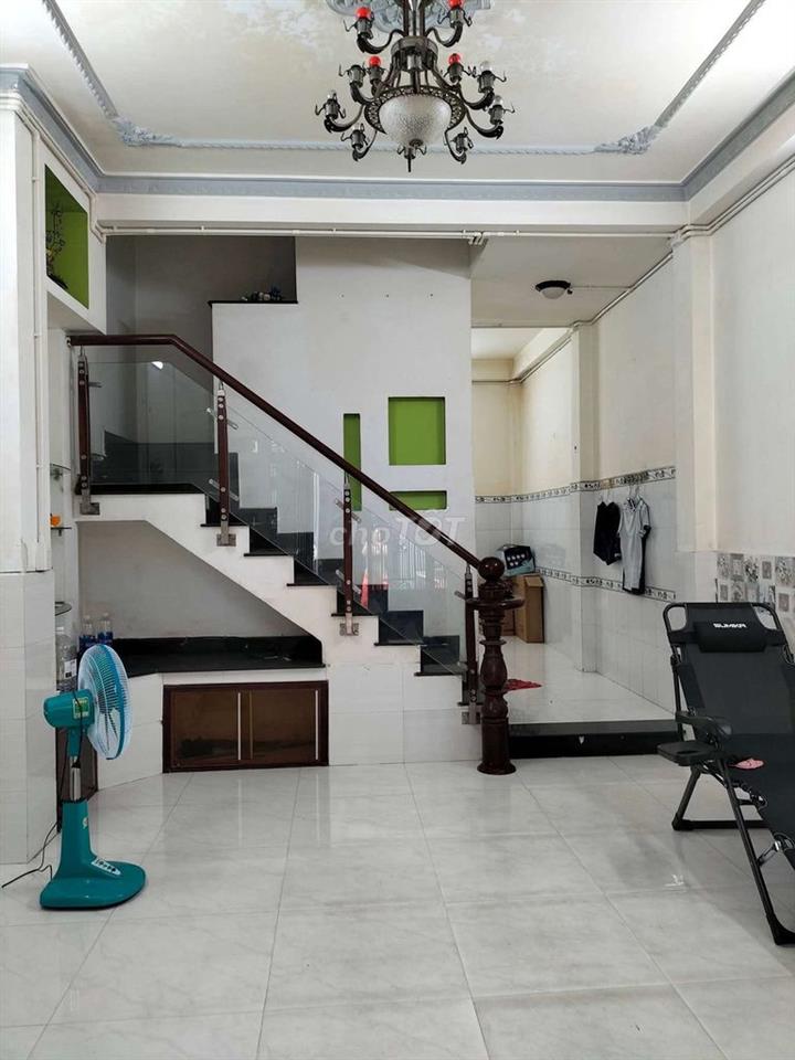 CHO THUÊ NHÀ 4 X 1OM TRỆT LẦU 2PN 2VC HẺM B3 TÂY THẠNH 