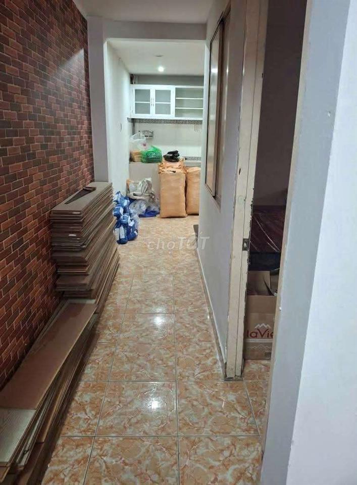 CHO THUÊ NHÀ 6 X 17M TRỆT LỬNG 3PN MỚI ĐẸP SÁT HỒ BƠI TÂY THẠNH 15TR
