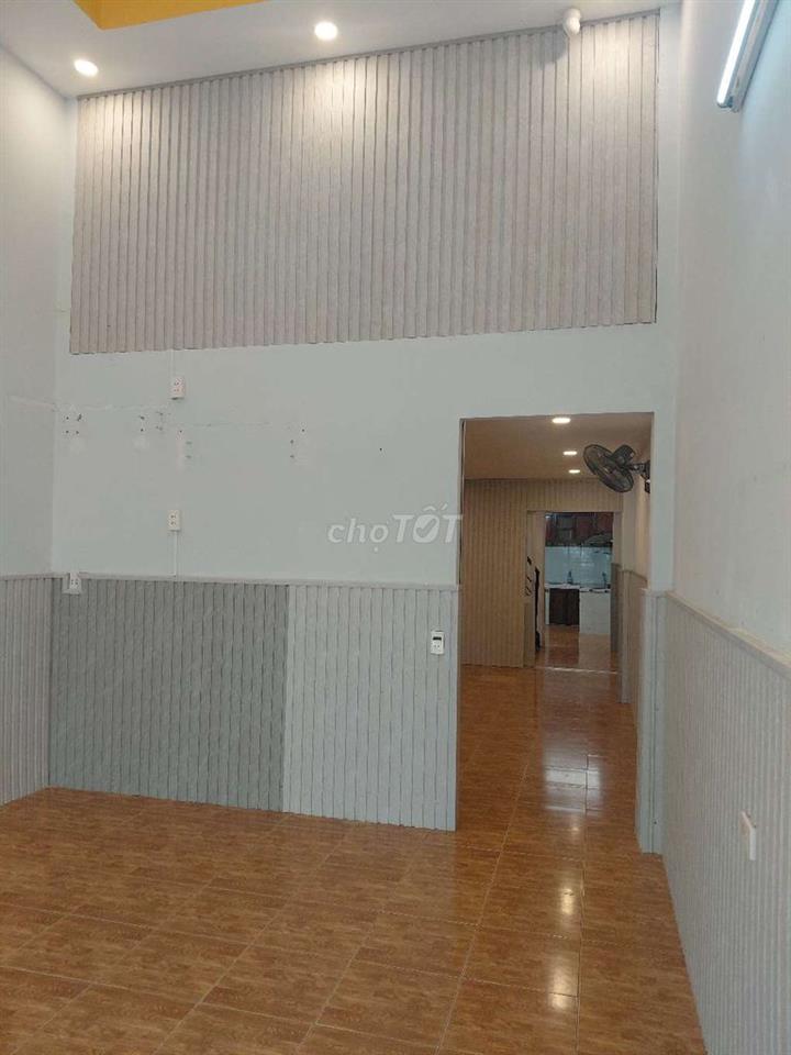 CHO THUÊ NHÀ 4 X 18M TRỆT LỬNG 3PN 1VC GẦN CNTP LÊ TRỌNG TẤN 