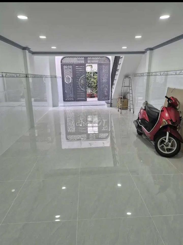 CHO THUÊ NHÀ 4 X 16M TRỆT LỬNG 2PN 2VS MỚI ĐẸP 100% GẦN CHỢ SƠN KỲ