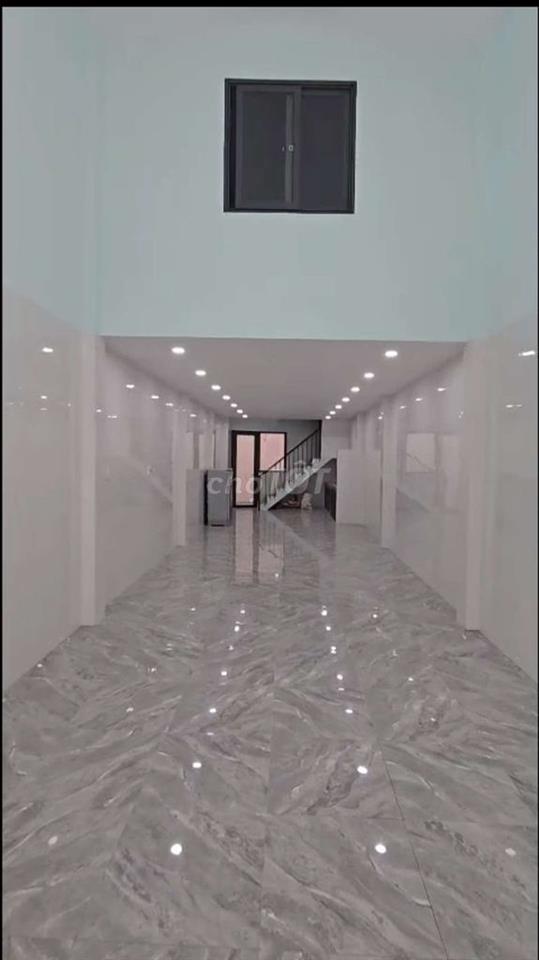 CHO THUÊ NHÀ 4 X 20M TRỆT LỬNG 2PN 2VS MỚI ĐẸP 100% HƯƠNG LÔ 3 GẦN  