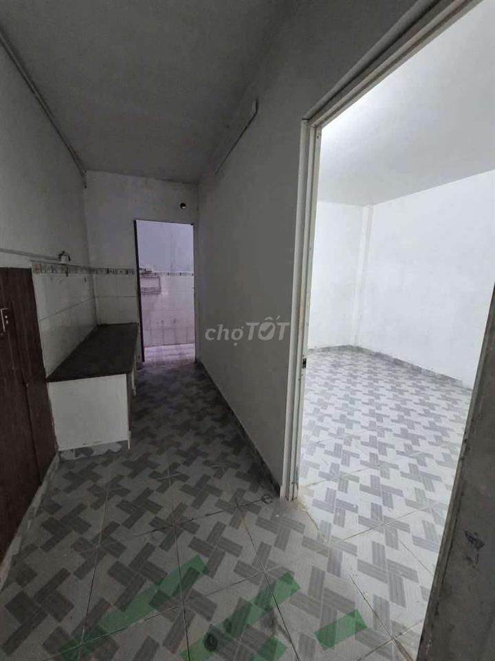 CHO THUÊ NHÀ 5 X 20M TRỆT LỬNG 2PN 2VS P.TÂY THẠNH 