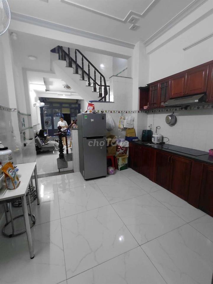 CHO THUÊ NHÀ 4 X 15M 3 LẦU, 5PN MẶT TIỀN ĐƯỜNG T6 TÂY THẠNH 
