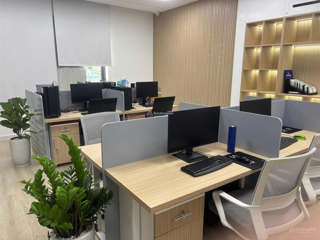 Chỉ 1,8 triệu/tháng  cho thuê chỗ ngồi làm việc trọn gói không phát sinh chi phí nào khác