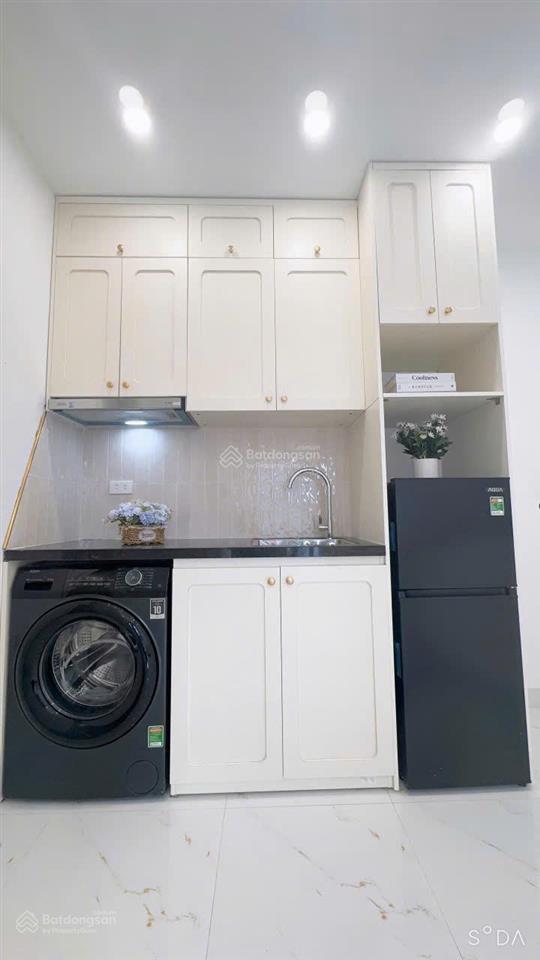 Bán nhà dòng tiền ccmn hoàng văn thái phân lô 7 tầng 23 căn hộ cao cấp ( ô tô full đồ )