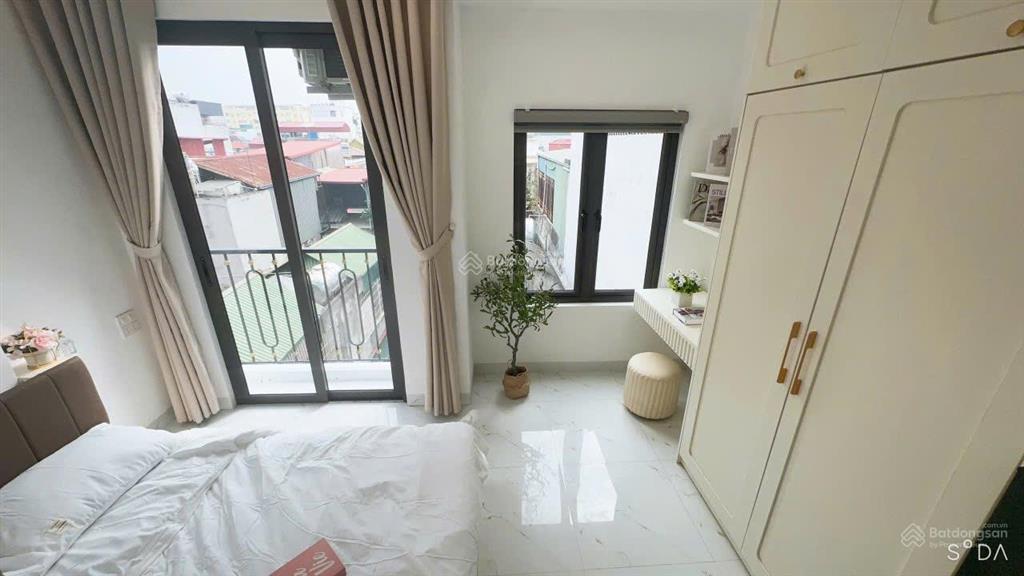 Bán nhà dòng tiền ccmn hoàng văn thái phân lô 7 tầng 23 căn hộ cao cấp ( ô tô full đồ )