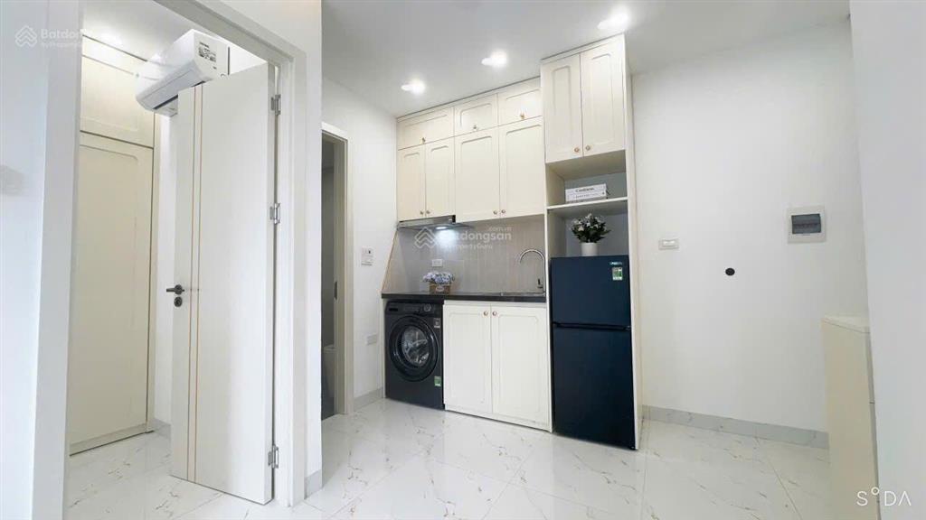 Bán nhà dòng tiền ccmn hoàng văn thái phân lô 7 tầng 23 căn hộ cao cấp ( ô tô full đồ )