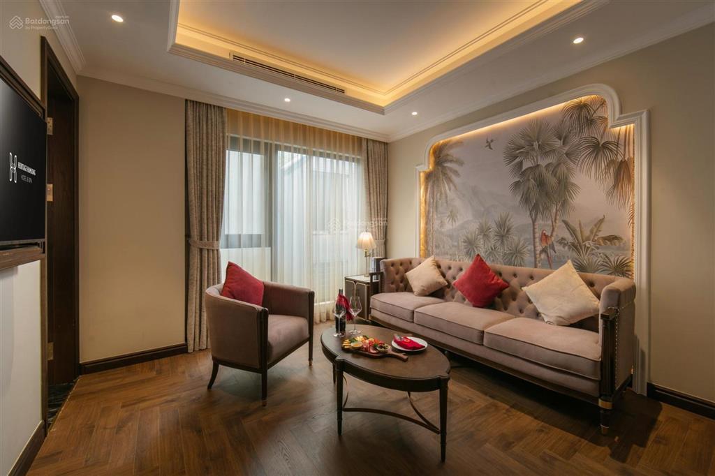 Bán khách sạn hoàn kiếm xây mới 11 tầng nổi 3 hầm 100 phòng khép kín có bể bơi ( tiêu chuẩn 4 sao)
