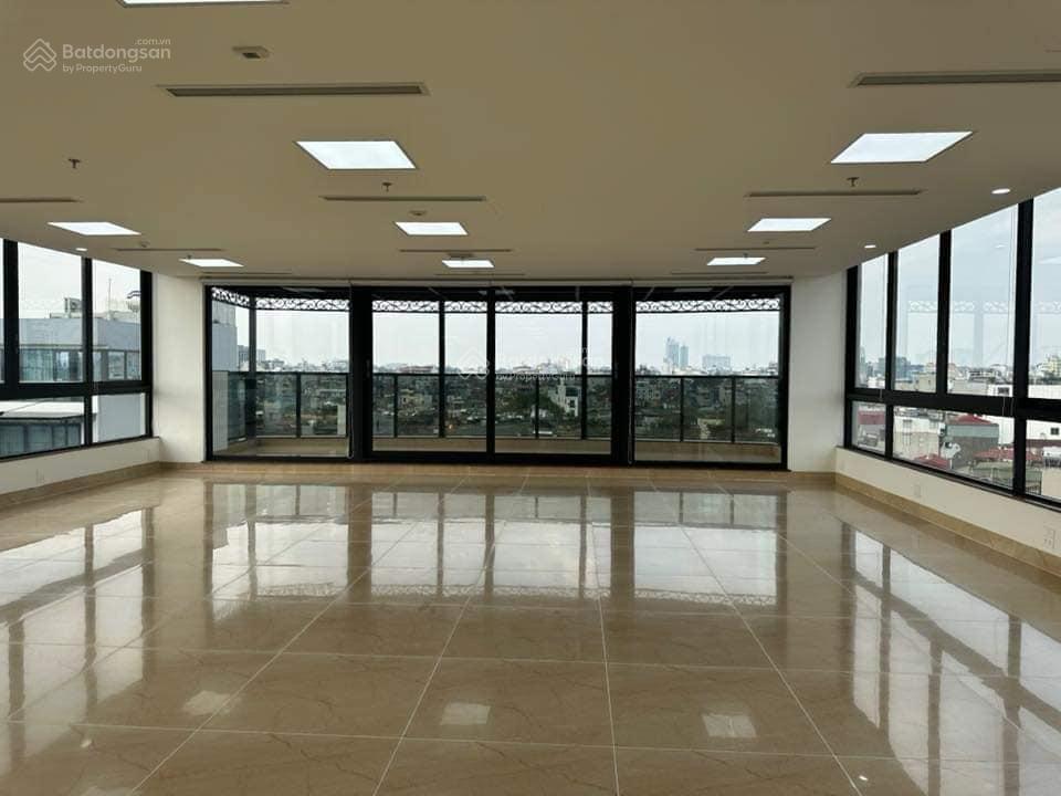 Cho thuê nhà phố hoàng ngân xây mới 9 tầng nổi 1 hầm mặt tiền 5,6m phù hợp làm công ty kinh doanh