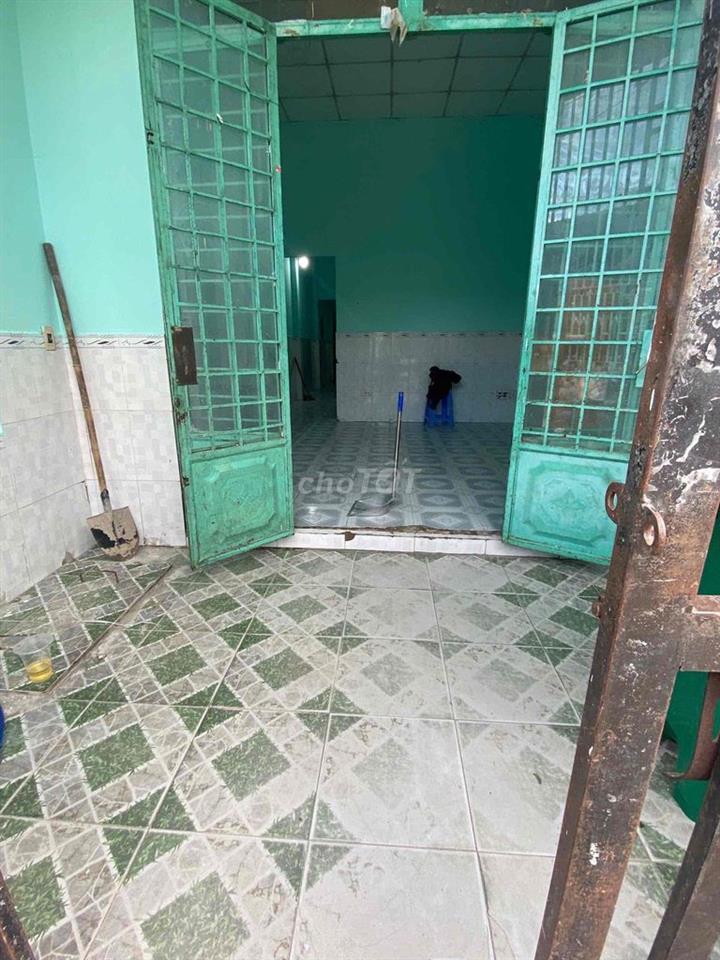chủ về quê cần bán nhà Bình Dương