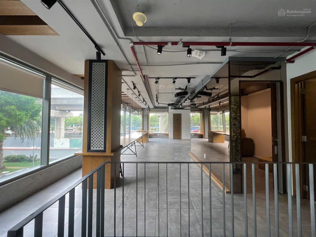 Căn shophouse góc 2mt masteri thảo điền, quận 2 metro saigon