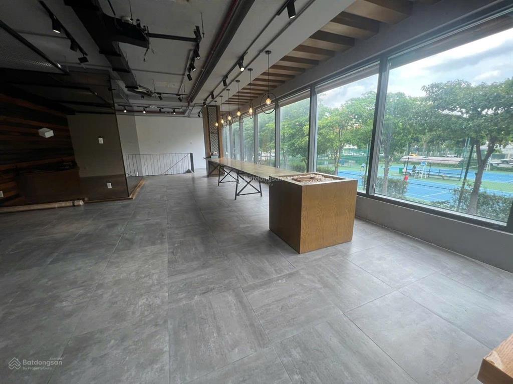 Căn shophouse góc 2mt masteri thảo điền, quận 2 metro saigon
