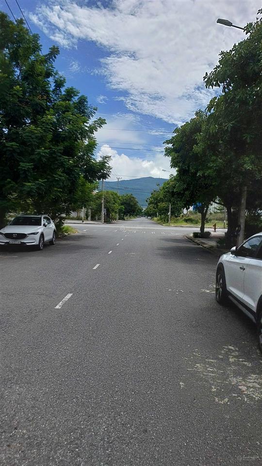 Đất lô trần sâm, 300m2, ngang 10m, khu sea sơn trà đẹp rẻ