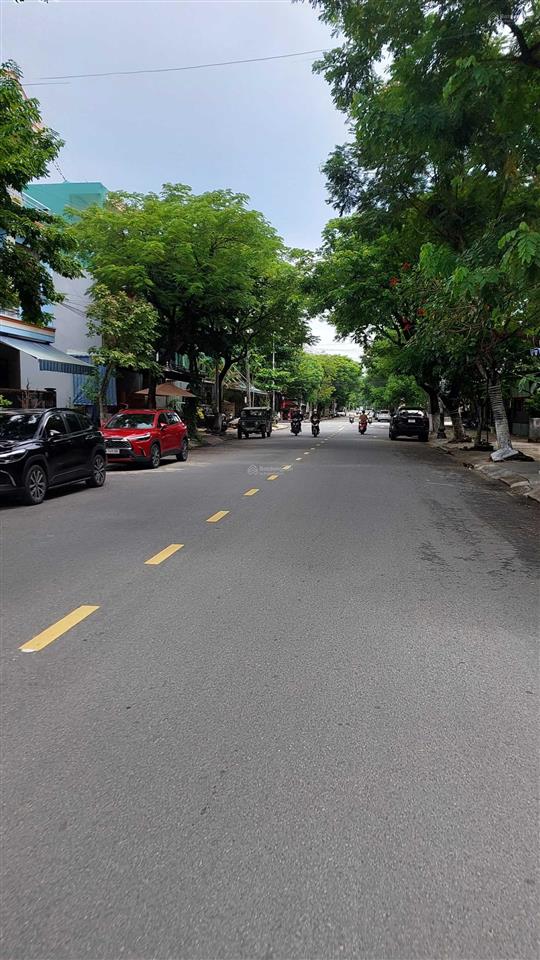 Đất có nhà hồ sĩ phấn 100m2 sát vân đồn đường 7m5 sơn trà rẻ đẹp