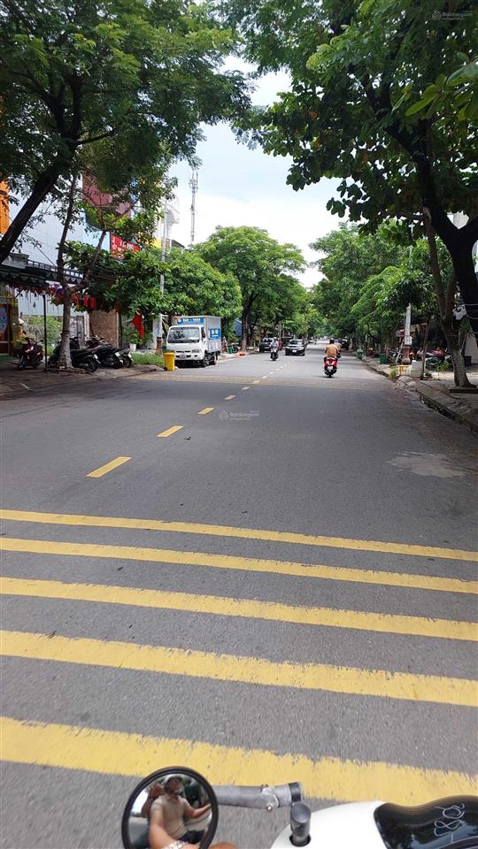 Nhà 3 tầng khúc hạo đường 10m5 sầm uất sơn trà đẹp rẻ mới