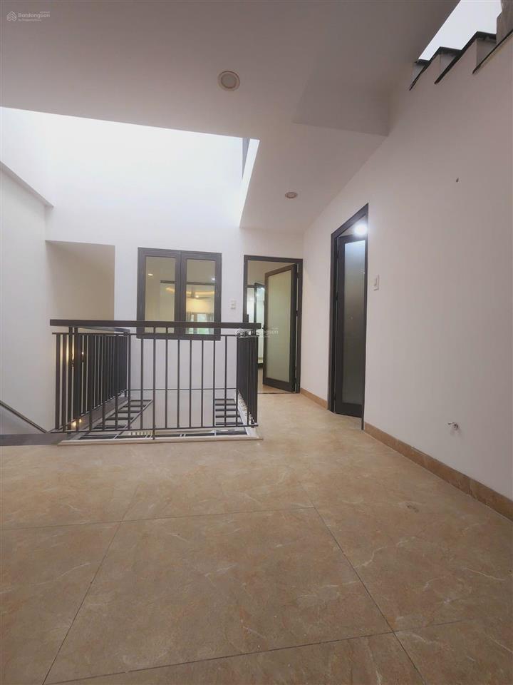 Nhà 3 tầng dương lâm 5pn 6wc mới 90% gần sông hàn đẹp rẻ
