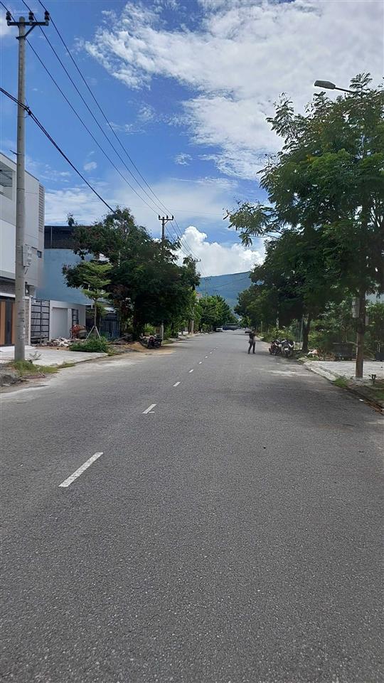 Đất thành vinh 3 dt 125m2, gần biển thọ quang, sơn trà đẹp rẻ