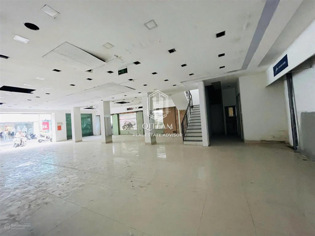 Mặt tiền siêu đẹp 223225227 đường nguyễn trãi quận 1 (13 x 18m) trệt + lầu ngay cạnh landcaster