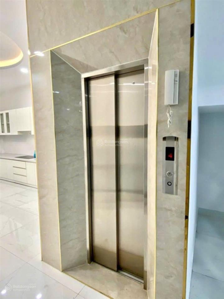 Bán nhà hẻm xe tải đường khuông việt 4.3 x 20m, trệt 3 lầu st ( có thang máy) giá 12.5 tỷ/tl