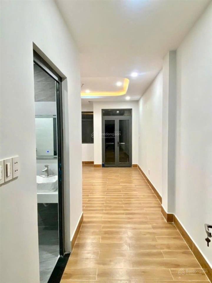 Bán nhà hẻm xe tải đường khuông việt 4.3 x 20m, trệt 3 lầu st ( có thang máy) giá 12.5 tỷ/tl