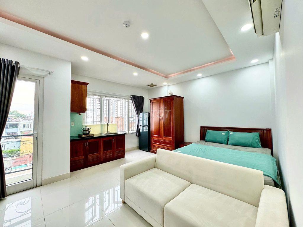 CĂN HỘ BAN CÔNG 35m2 FULL TIỆN NGHI LÊ VĂN SỸ QUẬN 3 