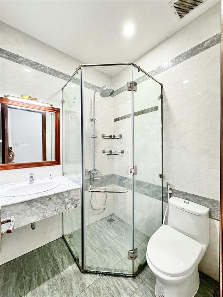 CĂN HỘ BAN CÔNG 35m2 FULL TIỆN NGHI LÊ VĂN SỸ QUẬN 3 