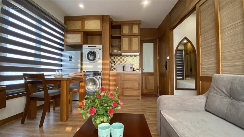 Cho thuê căn hộ 1 phòng ngủ linh lang,đào tấn.đầy đủ tiện nghi,pccc,oto đỗ cửa. 0833 811 ***